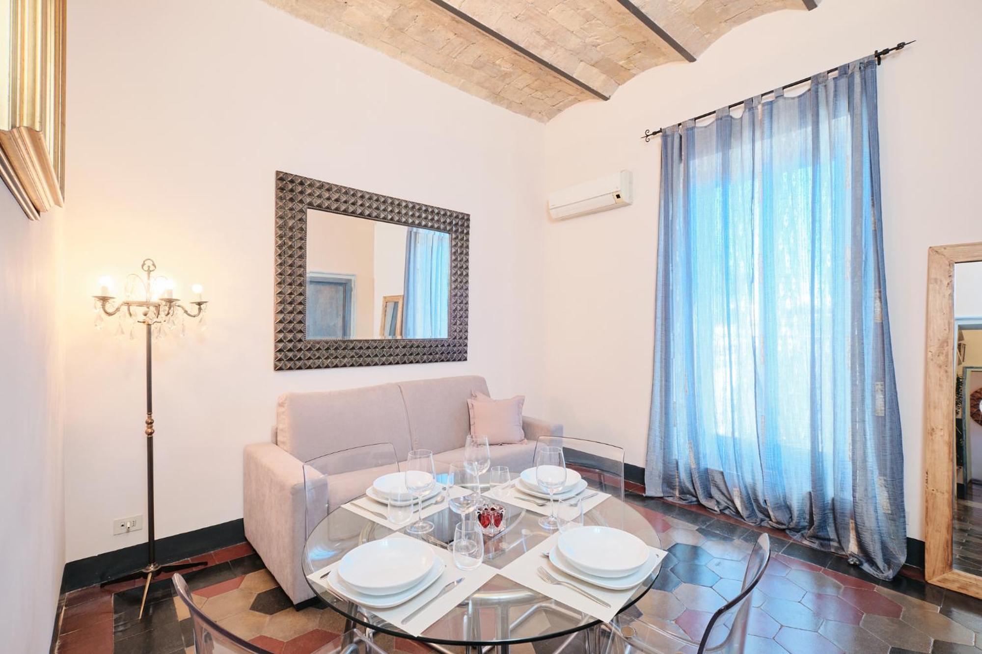 Penthouse With A View Of - 2 Bedrooms And 2 Bathrooms *